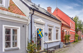 Stunning home in Ystad with WiFi and 4 Bedrooms